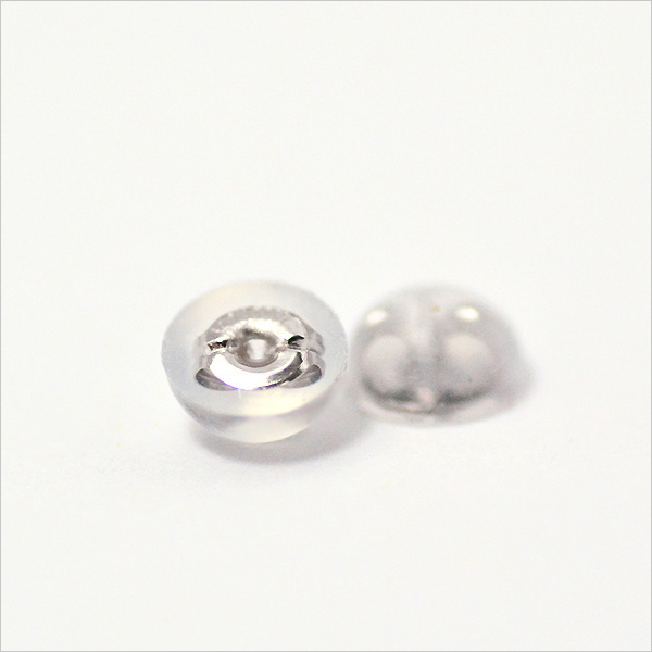 umu -アム- FINE JEWELRY STUIDIOK18 グリーンガーネット フラワーモチーフ スタッドピアス/common/catch_wg.jpg