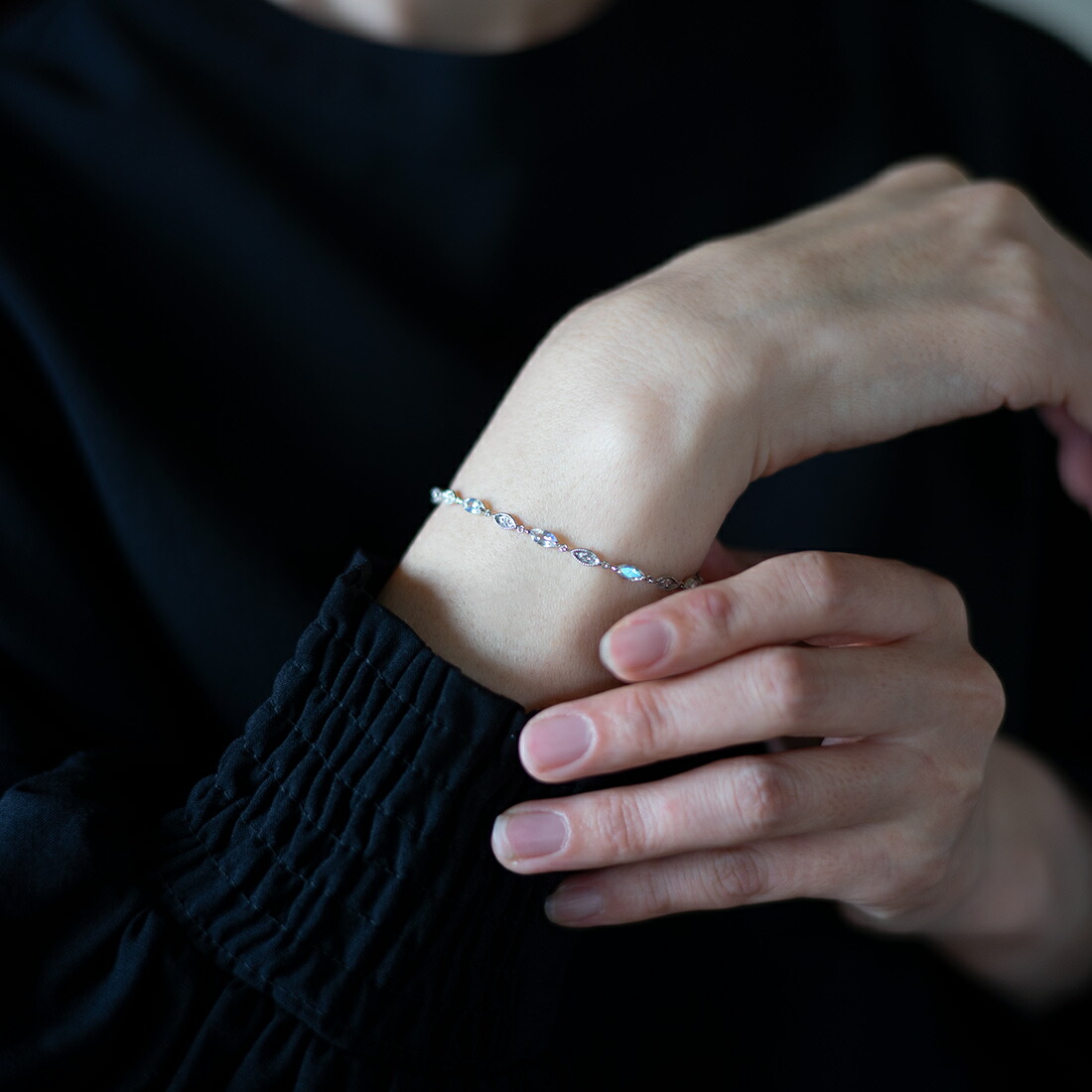 umu -アム- FINE JEWELRY STUIDIOブルームーンストーン ダイヤモンド ブレスレット 「agio」br0001_i2.jpg