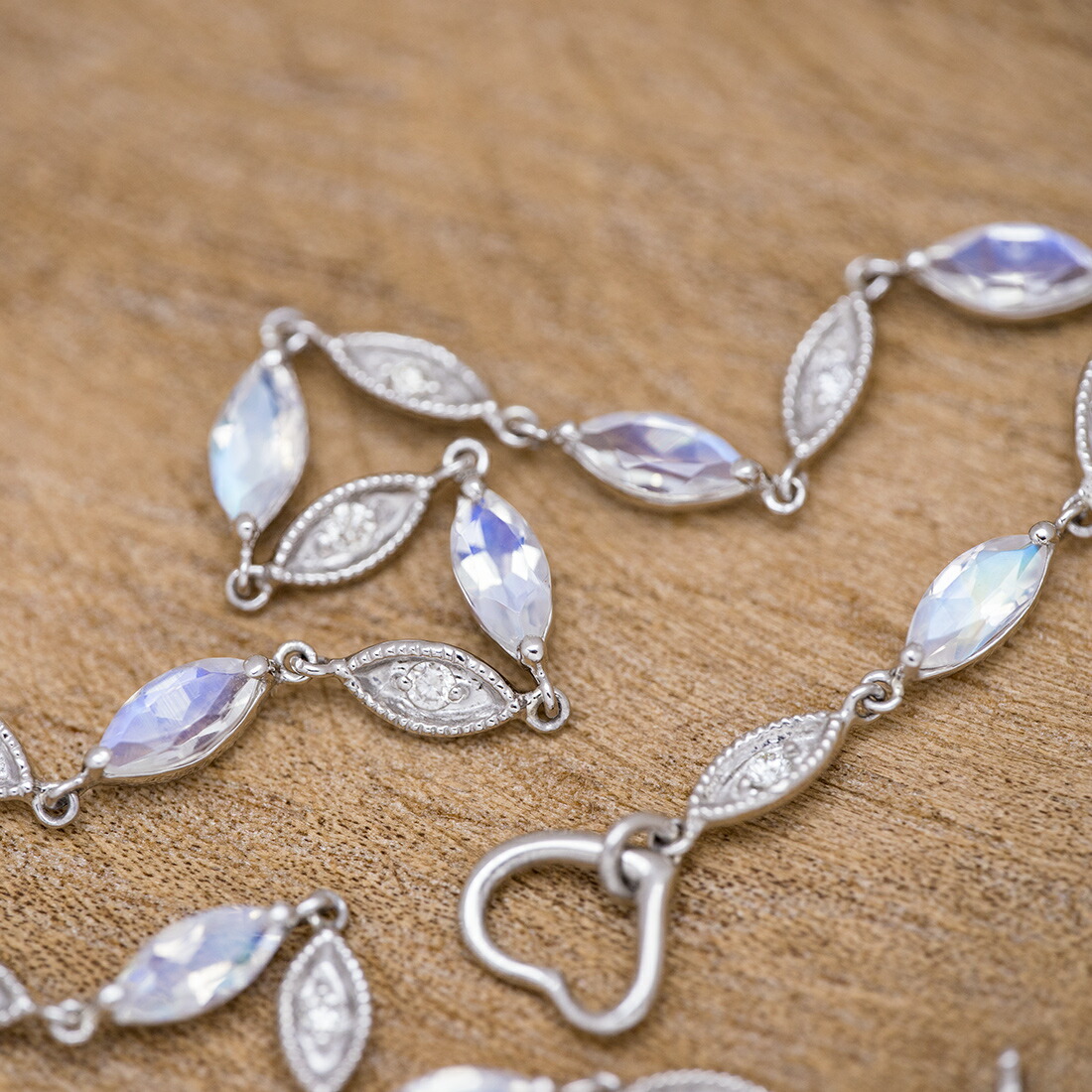 umu -アム- FINE JEWELRY STUIDIOブルームーンストーン ダイヤモンド ブレスレット 「agio」br0001_kanban2.jpg