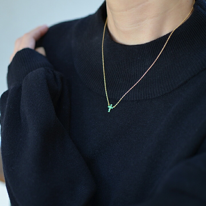 umu -アム- FINE JEWELRY STUIDIOエメラルド クロスモチーフ ネックレス 「belta」cr0015_i3.jpg