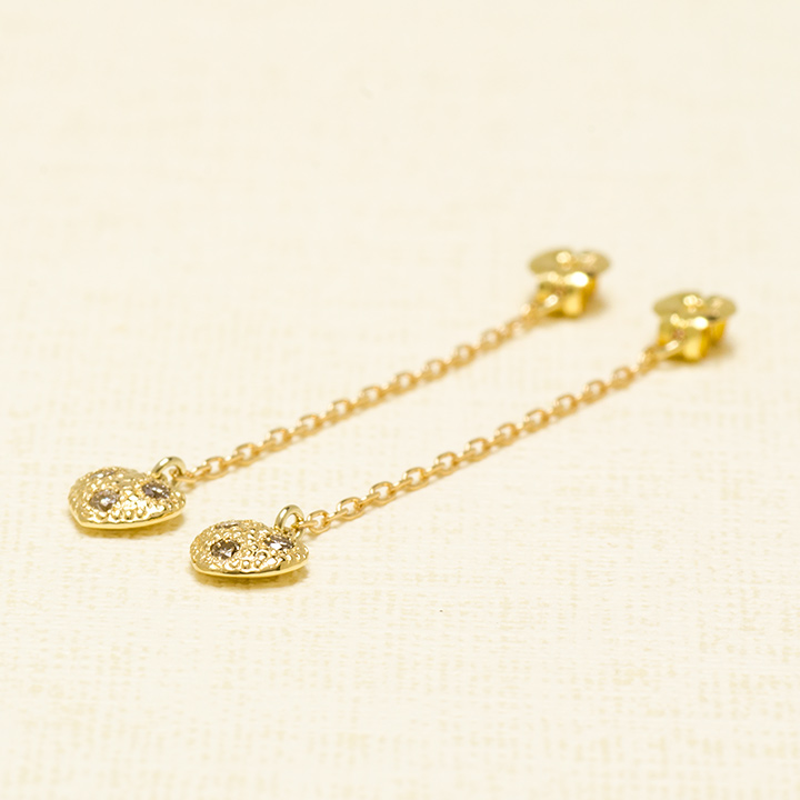 umu -アム- FINE JEWELRY STUIDIOダイヤモンド ハートモチーフ スイングキャッチ 「certo」ct0002_kanban2.jpg