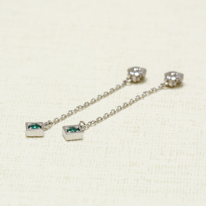 umu -アム- FINE JEWELRY STUIDIOエメラルド スイングキャッチ 「certo」ct0007_kanban2.jpg