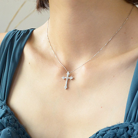 umu -アム- FINE JEWELRY STUIDIOダイヤモンド 0.5ct クロス ペンダントトップimg61755345.jpg