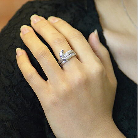 umu -アム- FINE JEWELRY STUIDIOダイヤモンド 0.1ct スネーク リングimg62489349.jpg