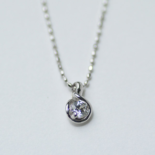 umu -アム- FINE JEWELRY STUIDIOダイヤモンド 0.1ct ペンダントimg62539597.jpg