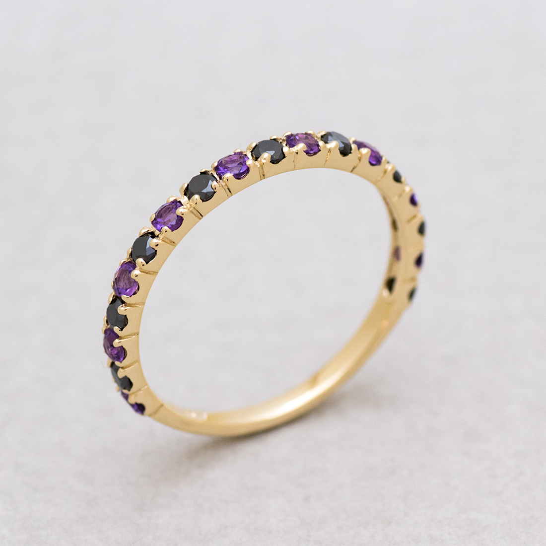 umu -アム- FINE JEWELRY STUIDIOK18 アメシスト ブラックダイヤモンド エタニティーリングet0060_kanban2.jpg