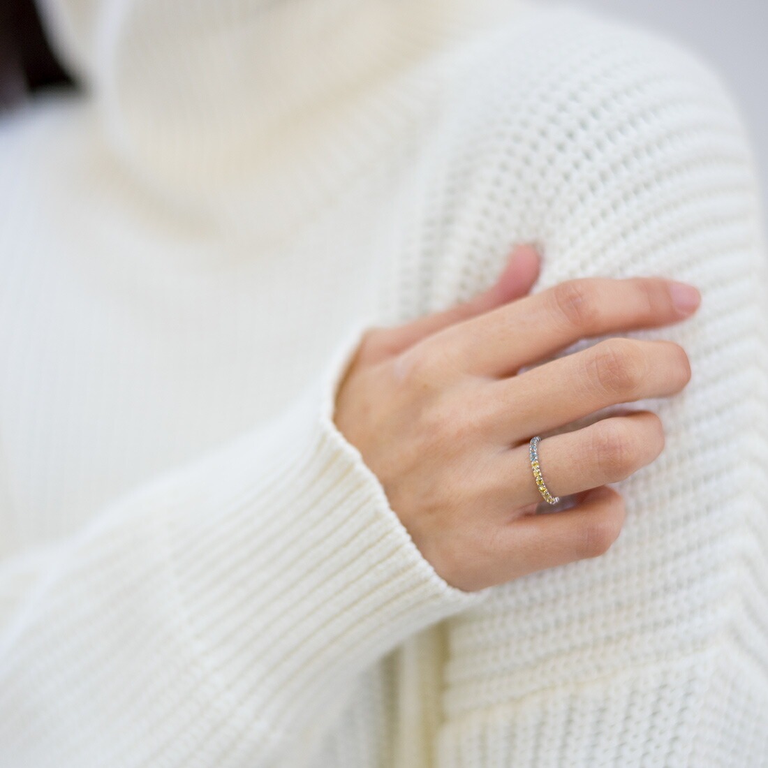 umu -アム- FINE JEWELRY STUIDIOスカッシュカラー エタニティーリングet0190_i3.jpg