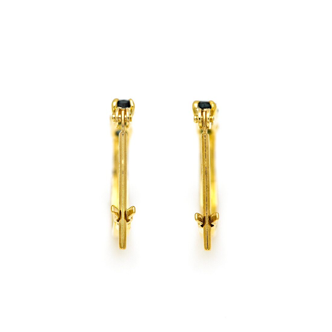umu -アム- FINE JEWELRY STUIDIOカラーチェンジガーネット スナップピアスfp0028_u.jpg