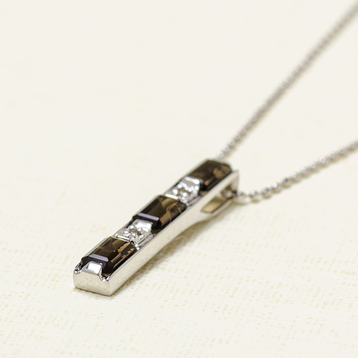 umu -アム- FINE JEWELRY STUIDIOK10 スモーキークォーツ ダイヤモンド ペンダントトップ 「lucente」kk0081_kanban2.jpg