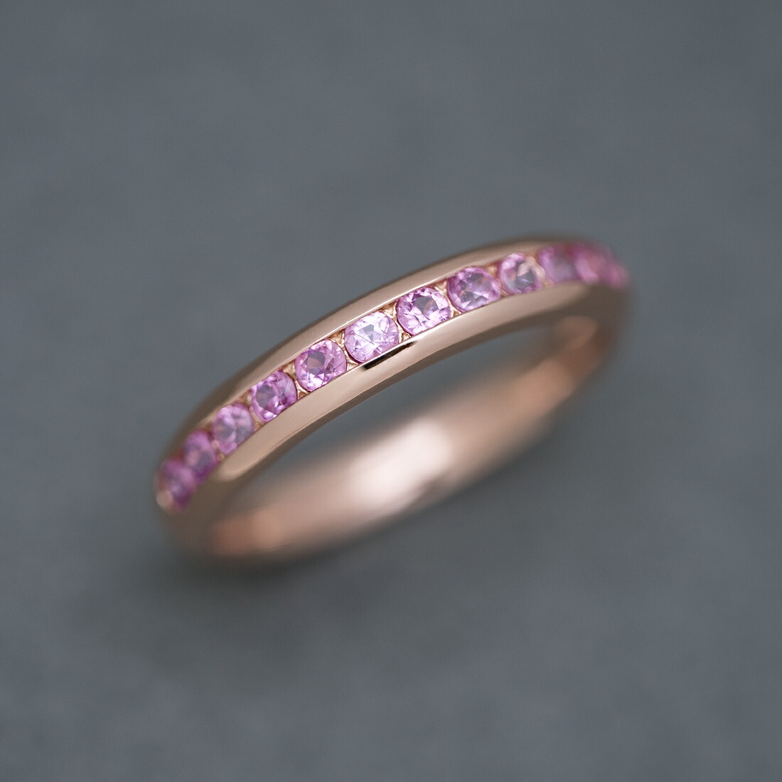 umu -アム- FINE JEWELRY STUIDIOピンクサファイア リングkk0401_kanban2.jpg