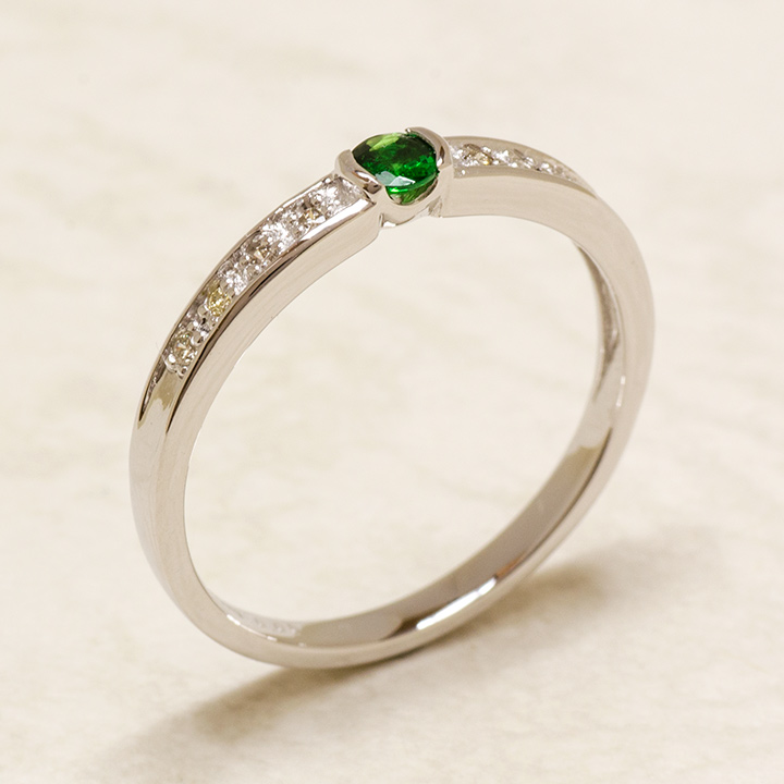 umu -アム- FINE JEWELRY STUIDIOグリーンガーネット ダイヤモンド リングkk0477_kanban2.jpg