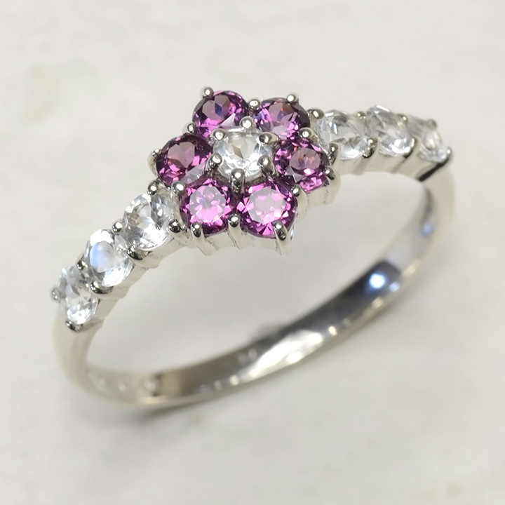umu -アム- FINE JEWELRY STUIDIOロードライトガーネット ホワイトトパーズ リングkk0497_kanban2.jpg