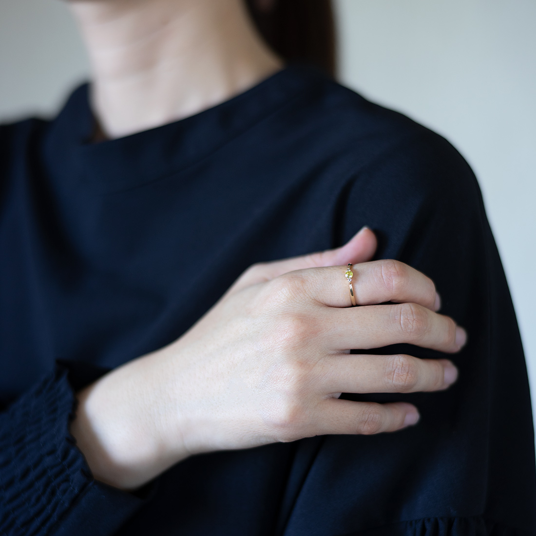 umu -アム- FINE JEWELRY STUIDIOK18 スフェーン ダイヤモンド リングkk0516_i3.jpg