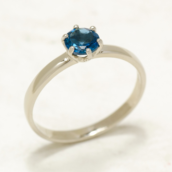 umu -アム- FINE JEWELRY STUIDIOK10 ロンドンブルートパーズ リングkk0524_kanban2.jpg