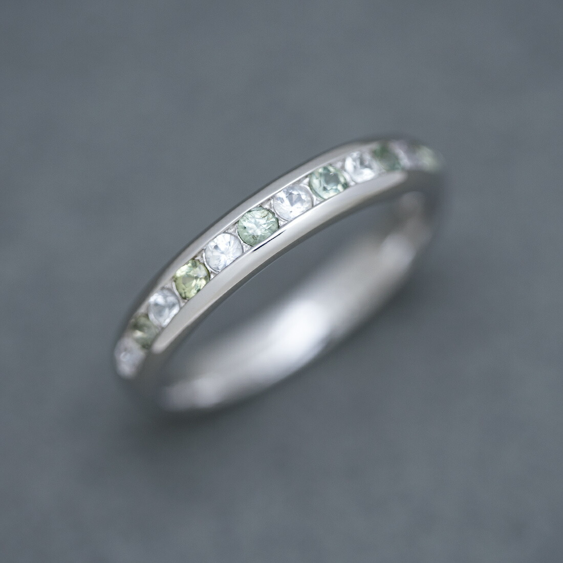 umu -アム- FINE JEWELRY STUIDIOグリーンサファイア ホワイトサファイア リングkk0541_kanban2.jpg