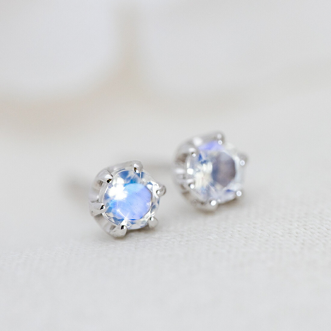 umu -アム- FINE JEWELRY STUIDIOブルームーンストーン ピアスkk0573_1.jpg