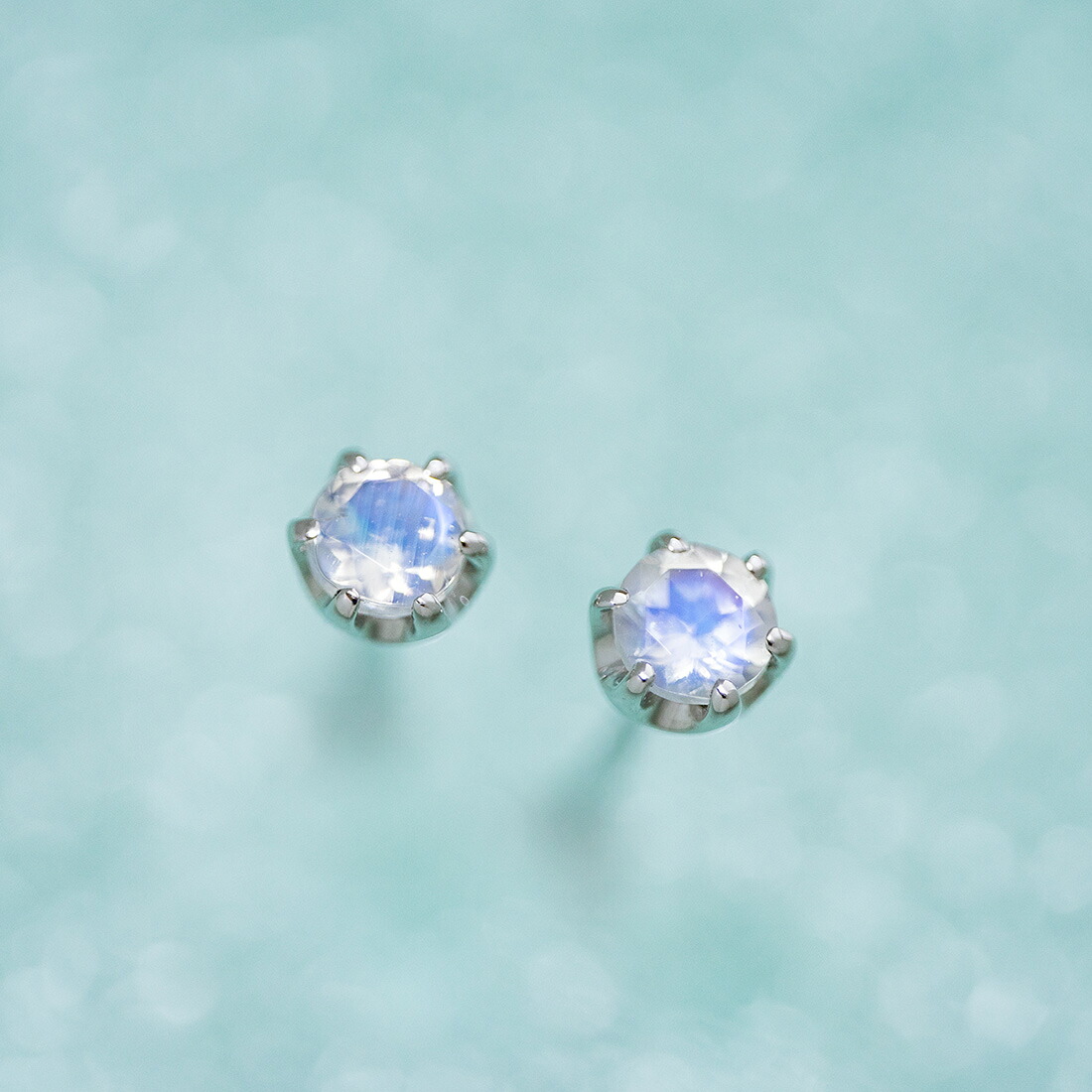 umu -アム- FINE JEWELRY STUIDIOブルームーンストーン ピアスkk0573_kanban2.jpg