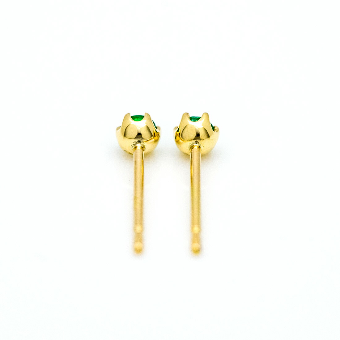 umu -アム- FINE JEWELRY STUIDIOエメラルド スタッドピアスkk0598_u.jpg