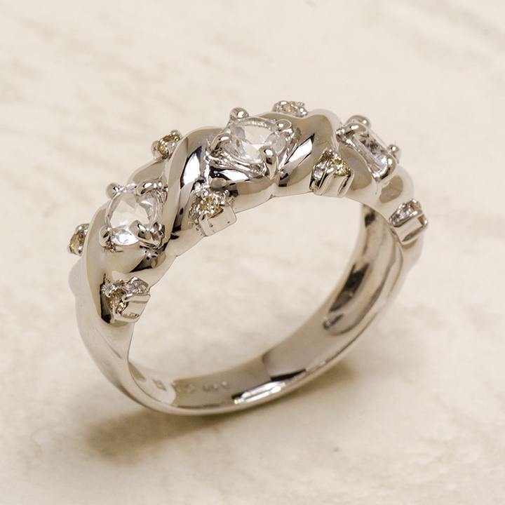 umu -アム- FINE JEWELRY STUIDIOホワイトトパーズ ダイヤモンド フラワー リングkk0620_kanban2.jpg