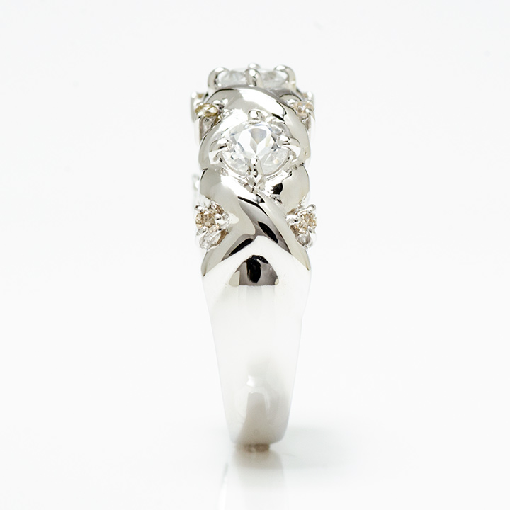 K10 ホワイトトパーズ ダイヤモンド フラワーモチーフ リング[商品番号