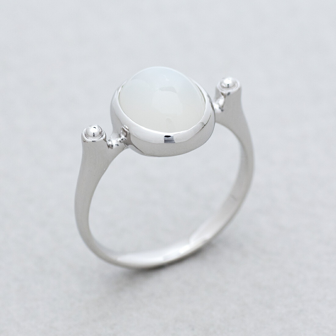 umu -アム- FINE JEWELRY STUIDIOムーンストーン リングkk0780_kanban2.jpg