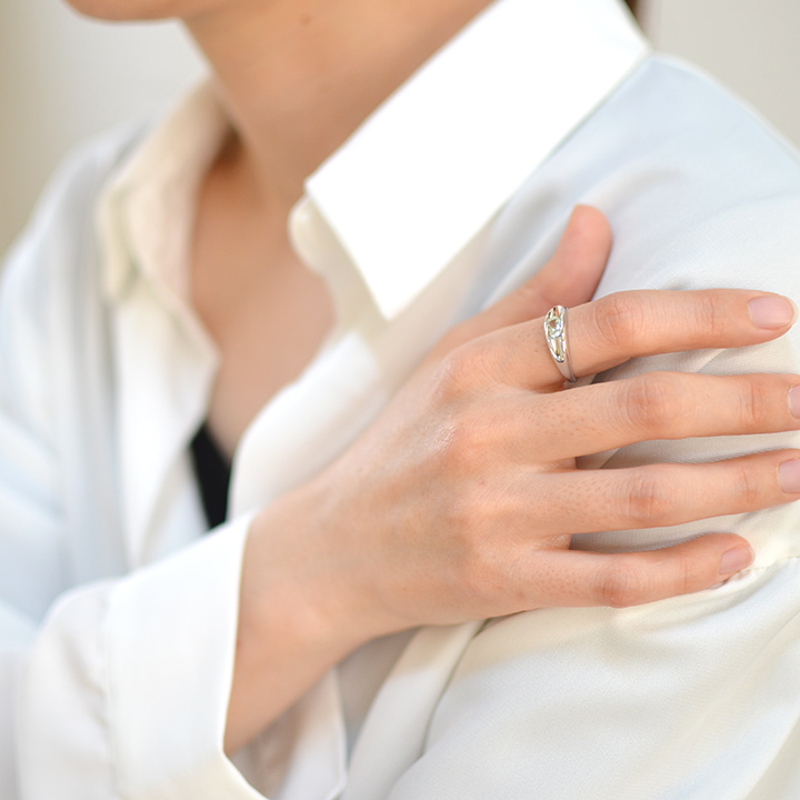 umu -アム- FINE JEWELRY STUIDIOK10 アンブリゴナイト リングkk0949_i3.jpg