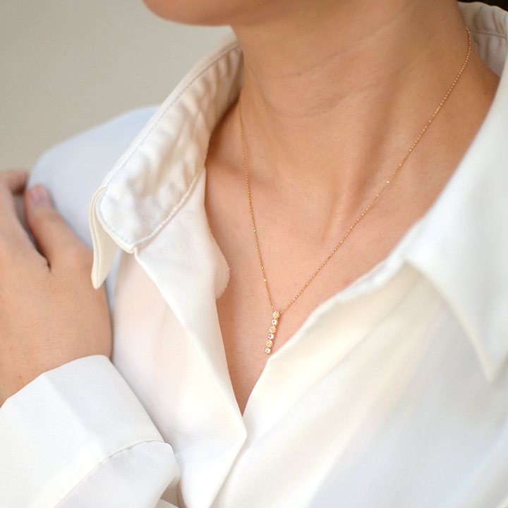 umu -アム- FINE JEWELRY STUIDIOK10 ブルームーンストーン バラ ペンダントトップ 「rosa」kk0983_i3.jpg