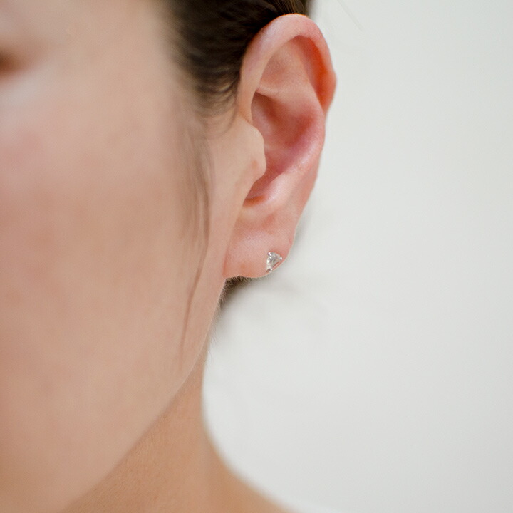 umu -アム- FINE JEWELRY STUIDIOブルームーンストーン ハート スタッドピアスpi0007_i2.jpg