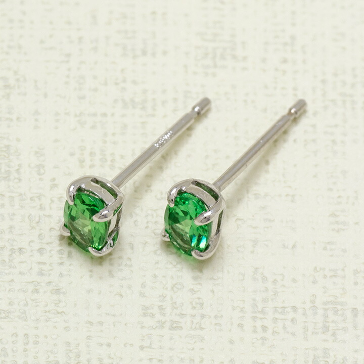 umu -アム- FINE JEWELRY STUIDIOグリーンガーネット スタッドピアスpi0011_kanban2.jpg