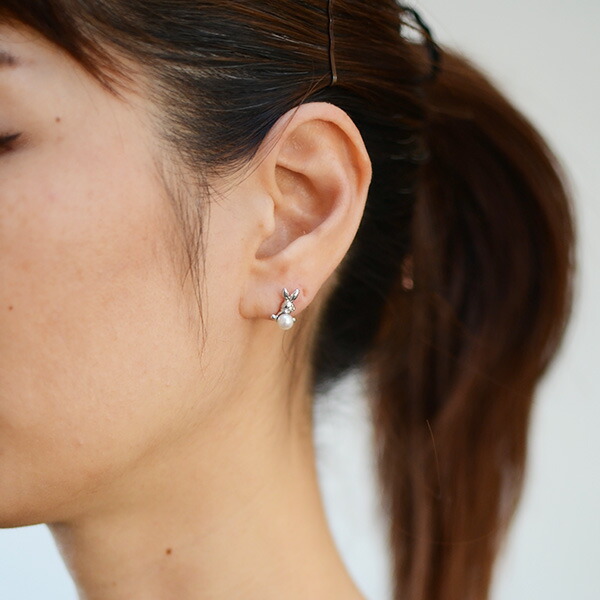 umu -アム- FINE JEWELRY STUIDIOパール ダイヤモンド ラビットモチーフ スタッドピアスimgrc0075192037.jpg
