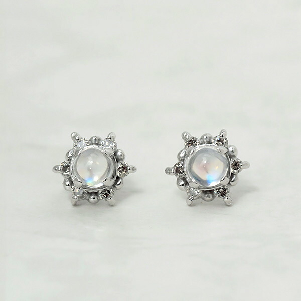 umu -アム- FINE JEWELRY STUIDIOブルームーンストーン ダイヤモンド スノーモチーフ スタッドピアスimgrc0075808841.jpg