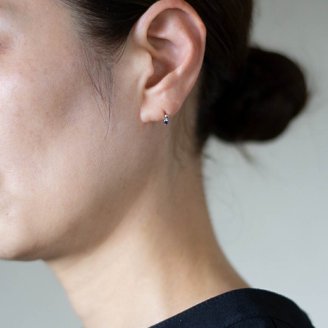 umu -アム- FINE JEWELRY STUIDIO | アイオライト スタッドピアス | 画像[pi0042_i3.jpg]