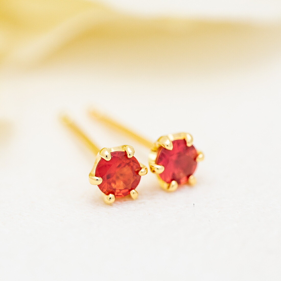 umu -アム- FINE JEWELRY STUIDIOミルククラウン オレンジサファイア スタッドピアス 「bstondo」pi0059_1.jpg