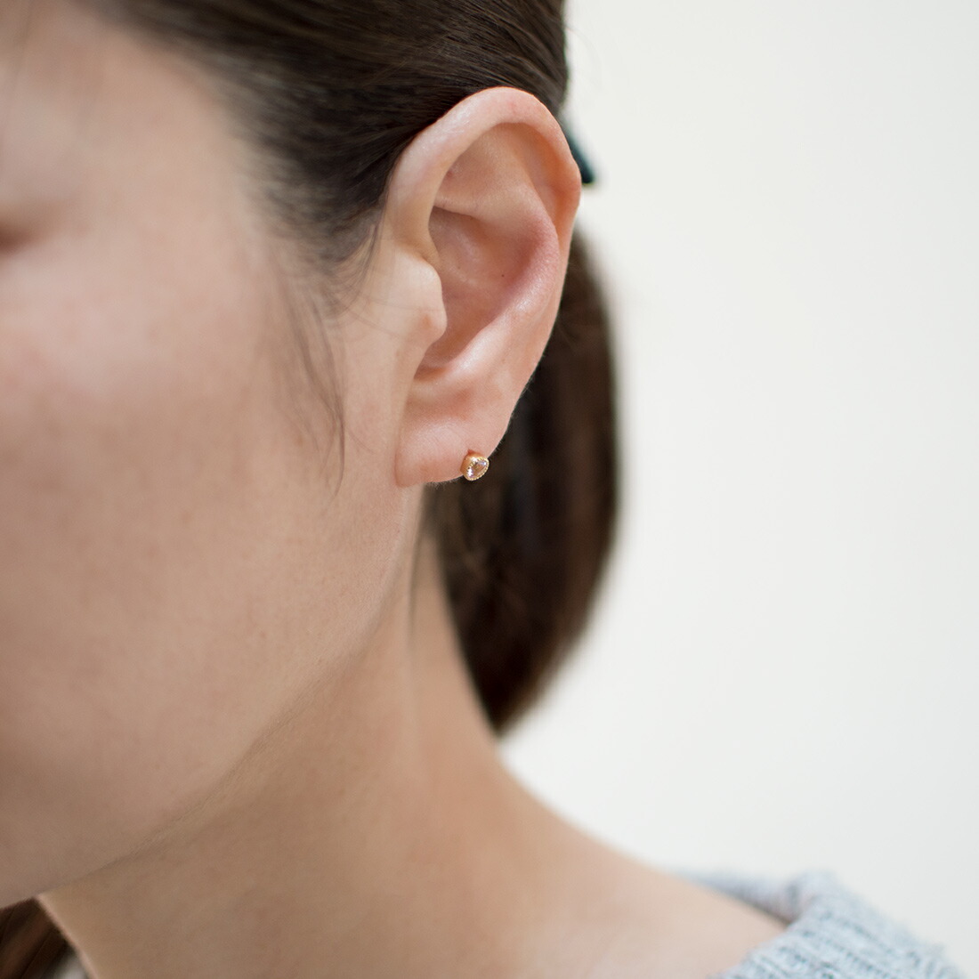umu -アム- FINE JEWELRY STUIDIOピンククォーツ スタッドピアス 「epica」pi0067_i2.jpg