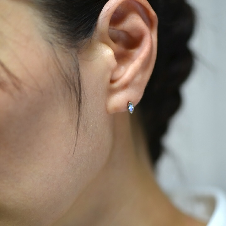 umu -アム- FINE JEWELRY STUIDIOマーキス ブルームーンストーン スタッドピアスpi0082_i3.jpg
