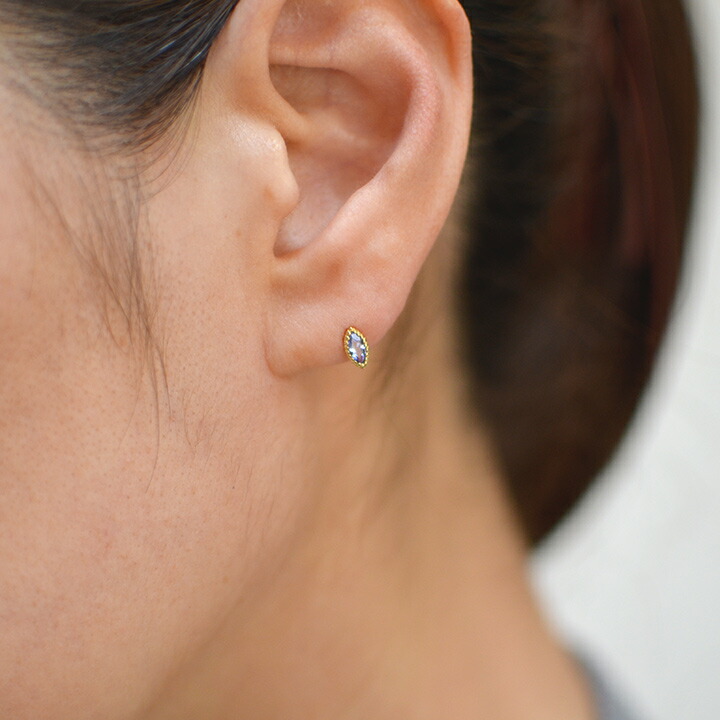 umu -アム- FINE JEWELRY STUIDIOマーキス タンザナイト スタッドピアスpi0093_i2.jpg