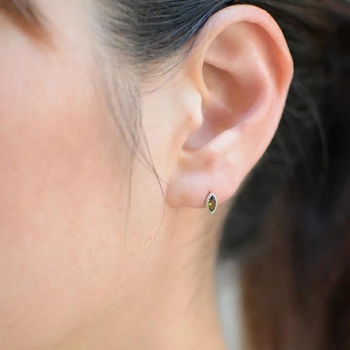 umu -アム- FINE JEWELRY STUIDIOマーキス グリーントルマリン スタッドピアスpi0096_i2.jpg