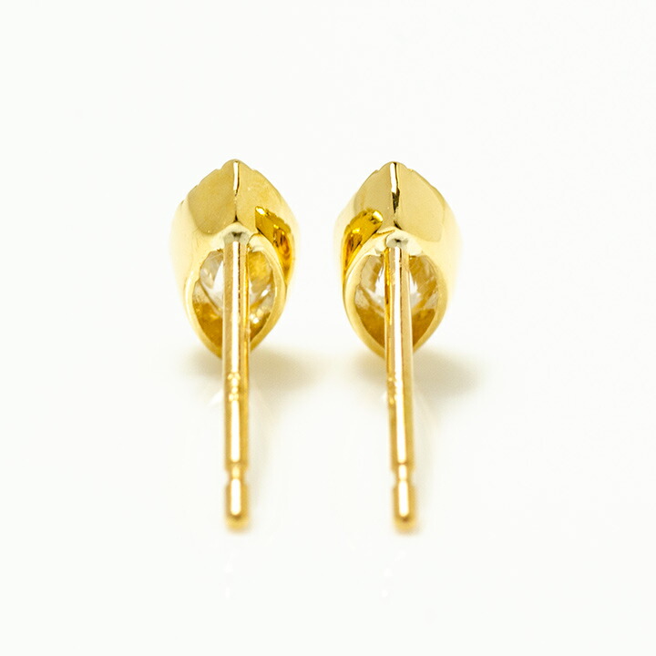 umu -アム- FINE JEWELRY STUIDIOマーキス ホワイトサファイア スタッドピアスpi0099_u.jpg