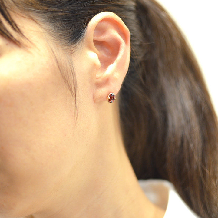 umu -アム- FINE JEWELRY STUIDIOK18 ガーネット ピアス 「drop」pi0124_i3.jpg