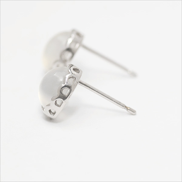 umu -アム- FINE JEWELRY STUIDIOK18 ムーンストーン ピアス 「doma」pi0131_y.jpg