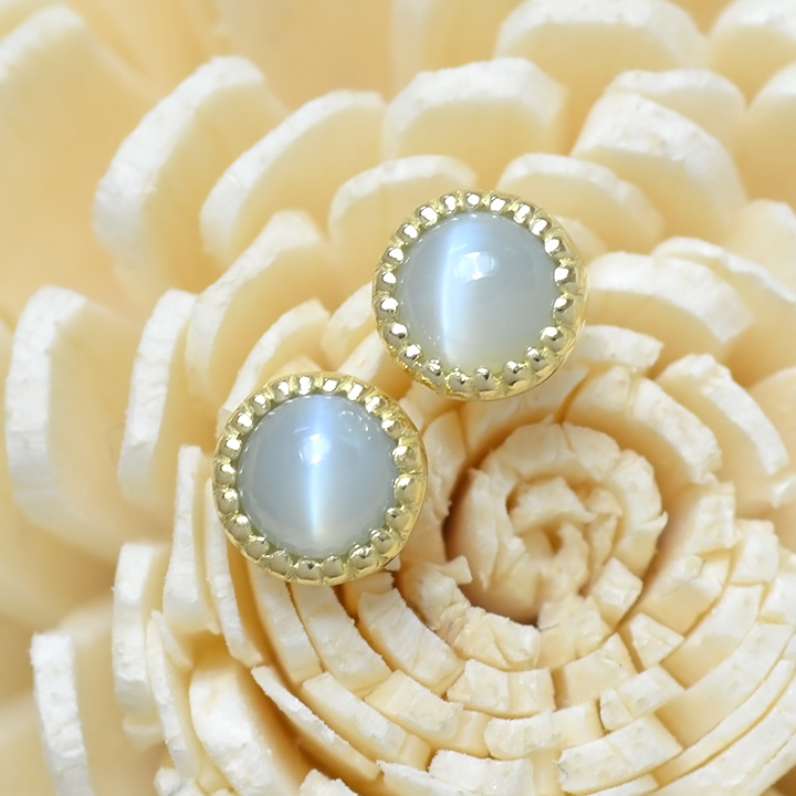 umu -アム- FINE JEWELRY STUIDIOK18 クリソベリル キャッツアイ スタッドピアス 「pupilla」pi0137_kanban2.jpg