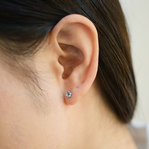 kinokonoharishigoto♡マリオネットピアス Amazon.co.jp: ピアス マリオカート スーパーキノコ ピノキオ