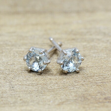 umu -アム- FINE JEWELRY STUIDIOK18 アクアマリン スタッドピアス 「involtare」pi0147_kanban2.jpg