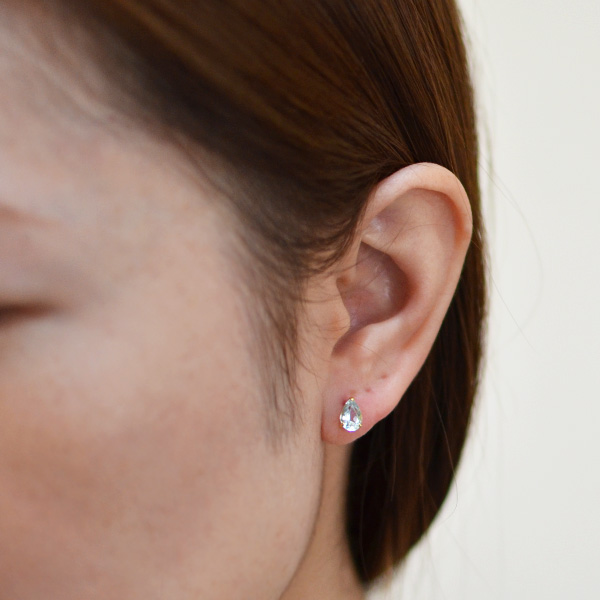 umu -アム- FINE JEWELRY STUIDIOK18 アクアマリン スタッドピアス 「adulto」pi0161_i2.jpg