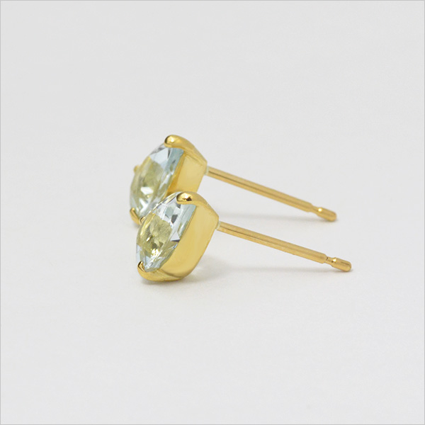 umu -アム- FINE JEWELRY STUIDIOK18 アクアマリン スタッドピアス 「adulto」pi0161_y.jpg