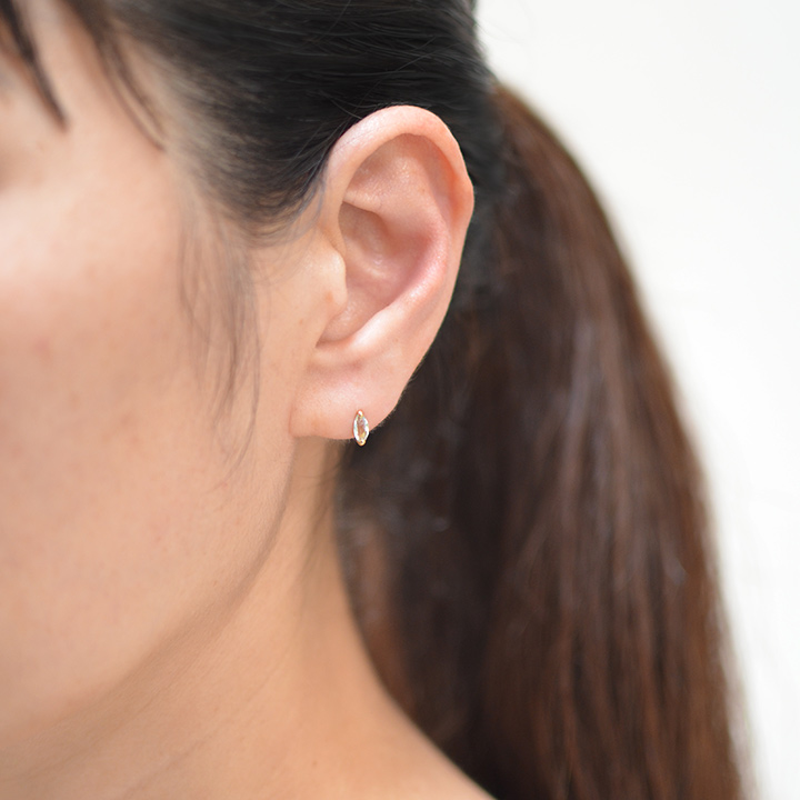 umu -アム- FINE JEWELRY STUIDIOK18 マーキス アクアマリン スタッドピアス 「saetta」pi0162_i3.jpg