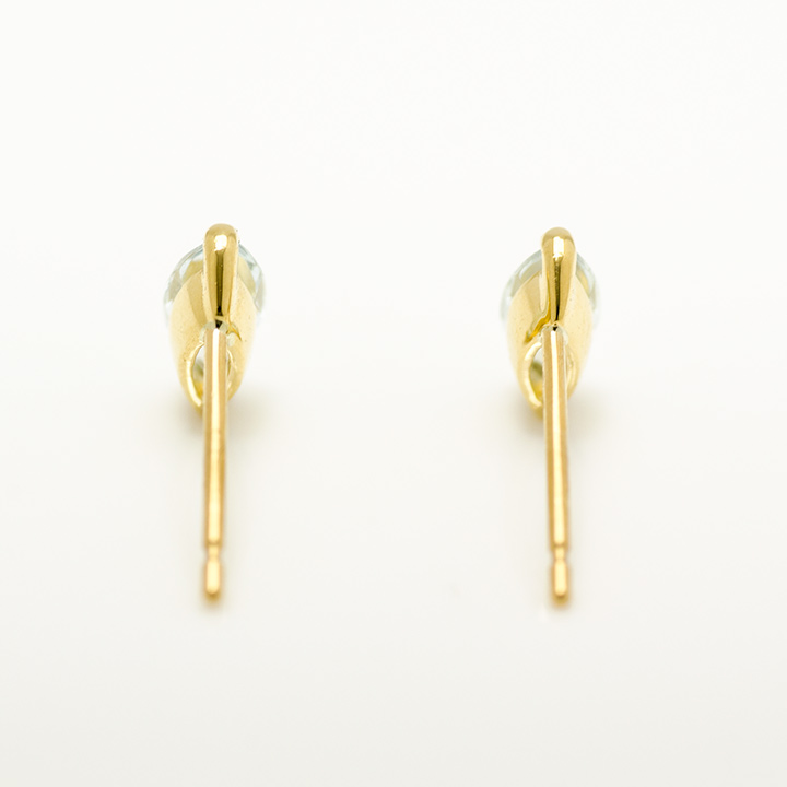 umu -アム- FINE JEWELRY STUIDIOK18 マーキス アクアマリン スタッドピアス 「saetta」pi0162_u.jpg