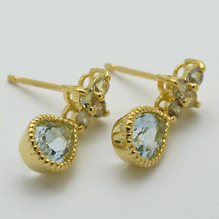 umu -アム- FINE JEWELRY STUIDIOK18 アクアマリン グリーンサファイア スタッドピアスpi0171_m.jpg