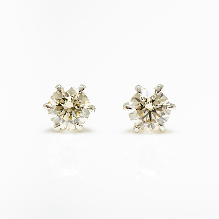 umu -アム- FINE JEWELRY STUIDIOPT900 ダイヤモンド 0.2ct スタッドピアスpi0173_m.jpg