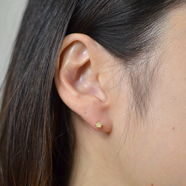 umu -アム- FINE JEWELRY STUIDIOK18 オパール スタッドピアス 「reginetta」pi0180_i2.jpg